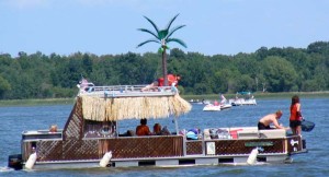 Tiki boat