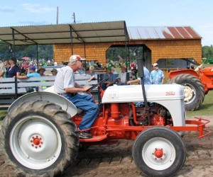 Ford tractor