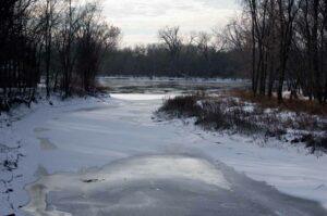 Mississippi River iced up